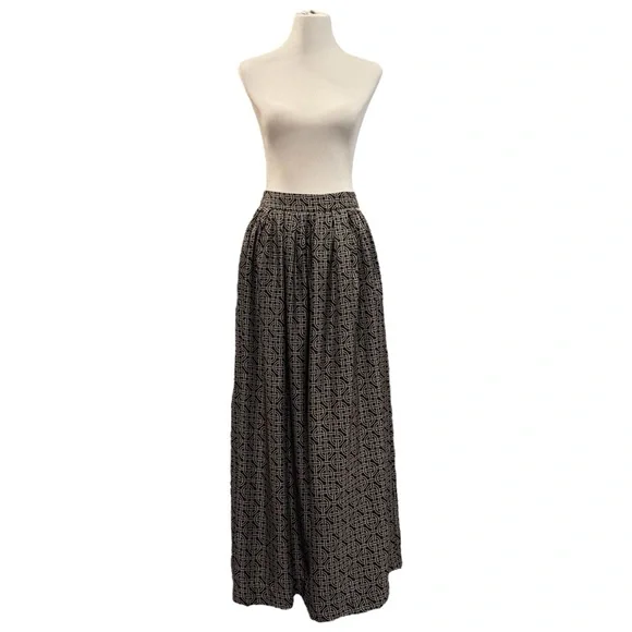 Elizabeth McKay Hong Kong Silk Maxi Skirt Black Gold Metro Print Women’s size 4 - Picture 2 of 12